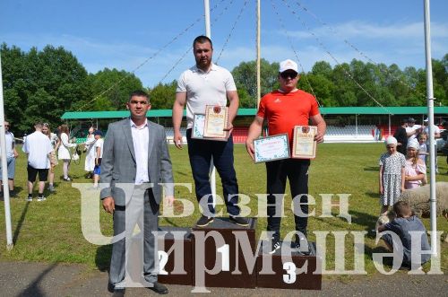 Чирмешән Сабан туе: баш батыр Марат Каримовны питбайк белән бүләкләделәр (ФОТОРЕПОРТАЖ)