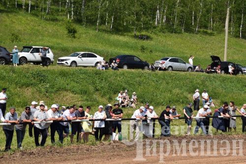 Чирмешән Сабан туе: ат чабышлары  (ФОТОРЕПОРТАЖ)