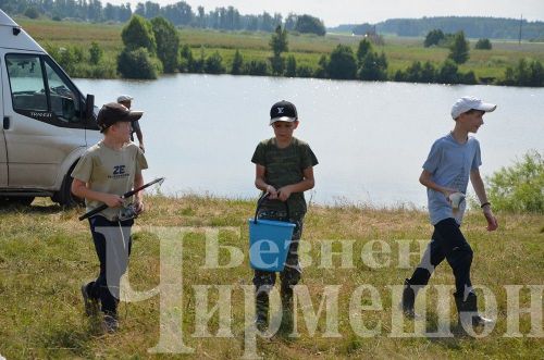 Черемшанцы на Ильмовском пруду соревновались в рыбной ловле (ФОТОРЕПОРТАЖ)