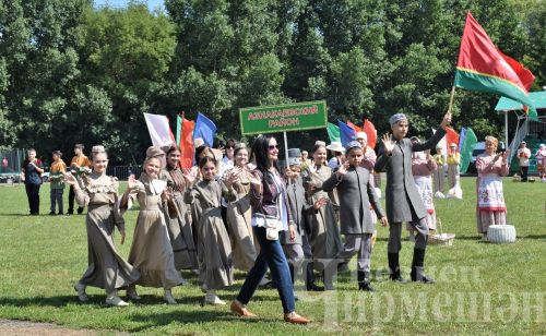 Чирмешәндә "Суган даласы" бәйрәме узды (ФОТОРЕПОРТАЖ)