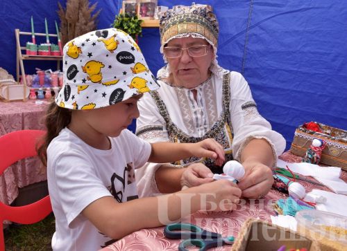 Чирмешәндә "Суган даласы" бәйрәме узды (ФОТОРЕПОРТАЖ)