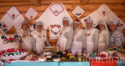 Чирмешәндә "Суган даласы" бәйрәме узды (ФОТОРЕПОРТАЖ)