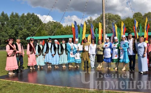 Чирмешәндә "Суган даласы" бәйрәме узды (ФОТОРЕПОРТАЖ)