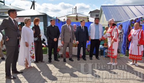 Чирмешәндә укытучыларның август конференциясе хәйрия ярминкәсе белән башланды (ФОТОРЕПОРТАЖ)