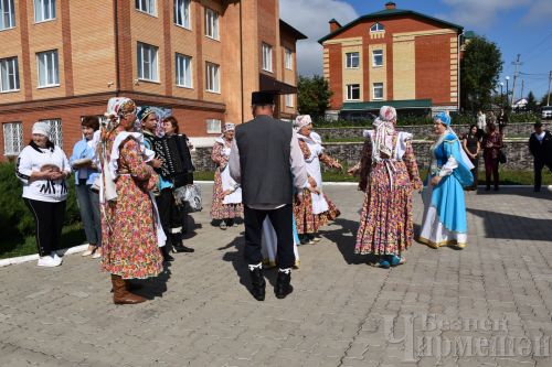 Чирмешәндә яңа уку елы алдыннан укытучыларны бүләкләделәр (ФОТОРЕПОРТАЖ)