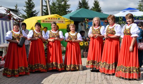 Чирмешәндә укытучыларның август конференциясе хәйрия ярминкәсе белән башланды (ФОТОРЕПОРТАЖ)