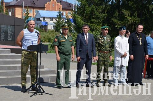 Чирмешәндә һава десантчылары бәйрәм итте (ФОТОРЕПОРТАЖ)