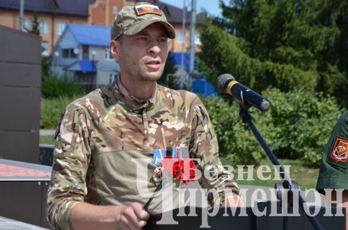 Чирмешәндә һава десантчылары бәйрәм итте (ФОТОРЕПОРТАЖ)