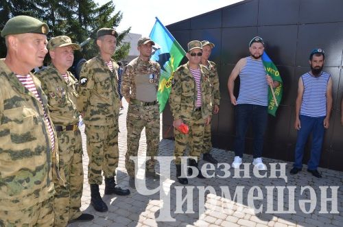 Чирмешәндә һава десантчылары бәйрәм итте (ФОТОРЕПОРТАЖ)