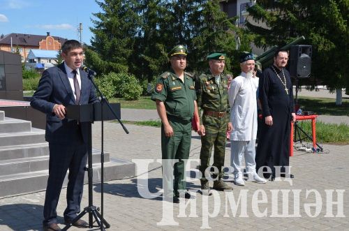 Чирмешәндә һава десантчылары бәйрәм итте (ФОТОРЕПОРТАЖ)