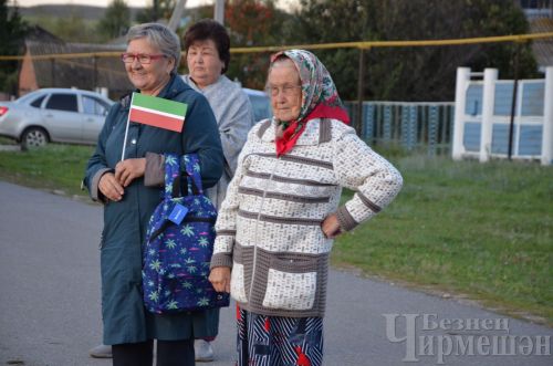 Кирпеч заводы бистәсендә күршеләр бәйрәм итте (ФОТОРЕПОРТАЖ)