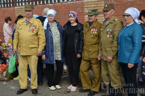 Чирмешән районы мәктәпләре Игелеклелек ярминкәсендә сату итте (ФОТОРЕПОРТАЖ)