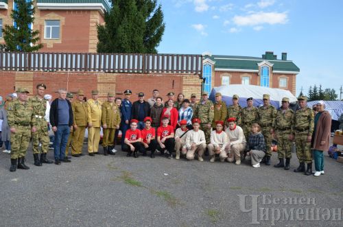 Чирмешән районы мәктәпләре Игелеклелек ярминкәсендә сату итте (ФОТОРЕПОРТАЖ)