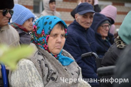 Двойной праздник в Черемшане: тепло души и новые дороги (ФОТОРЕПОРТАЖ)