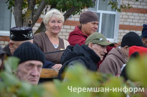 Двойной праздник в Черемшане: тепло души и новые дороги (ФОТОРЕПОРТАЖ)