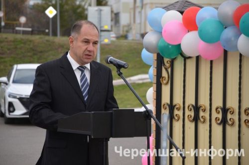Двойной праздник в Черемшане: тепло души и новые дороги (ФОТОРЕПОРТАЖ)