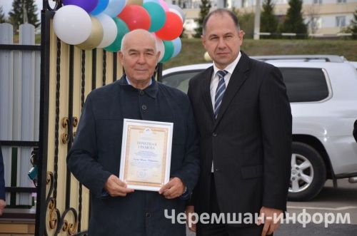 Двойной праздник в Черемшане: тепло души и новые дороги (ФОТОРЕПОРТАЖ)