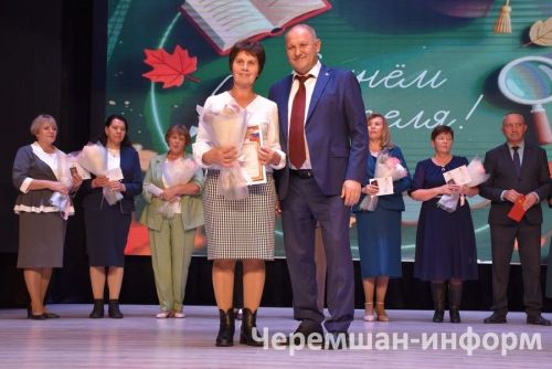 В Черемшане прошёл праздник, посвящённый Дню учителя (ФОТОРЕПОРТАЖ)