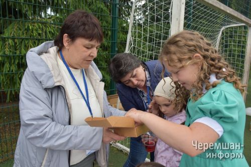 Чирмешәндә Балаларны яклау көненә күбекле шоу оештырганнар (ФОТОРЕПОРТАЖ)