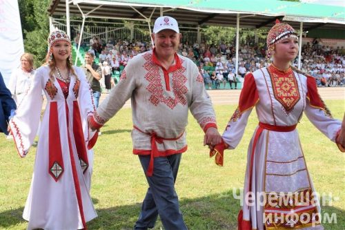 Чирмешән районындагы «Уяв» төсләре: озакка истә калачак бәйрәмнең фототарихы (ФОТОРЕПОРТАЖ)