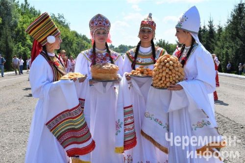 Чирмешән районындагы «Уяв» төсләре: озакка истә калачак бәйрәмнең фототарихы (ФОТОРЕПОРТАЖ)