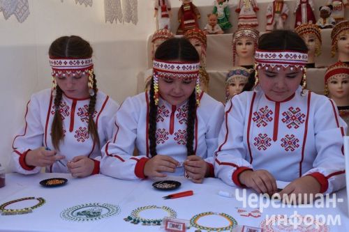 Чирмешән районындагы «Уяв» төсләре: озакка истә калачак бәйрәмнең фототарихы (ФОТОРЕПОРТАЖ)