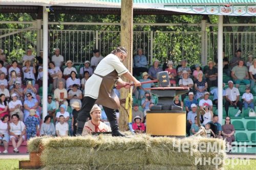 Чирмешән районындагы «Уяв» төсләре: озакка истә калачак бәйрәмнең фототарихы (ФОТОРЕПОРТАЖ)