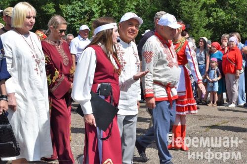 Чирмешән районындагы «Уяв» төсләре: озакка истә калачак бәйрәмнең фототарихы (ФОТОРЕПОРТАЖ)