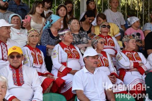 Чирмешән районындагы «Уяв» төсләре: озакка истә калачак бәйрәмнең фототарихы (ФОТОРЕПОРТАЖ)