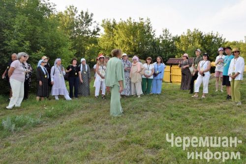 Провинциянең җәлеп итү көче: Казаннан килгән туристлар безнең Чирмешәнгә гашыйк булды (ФОТОРЕПОРТАЖ)