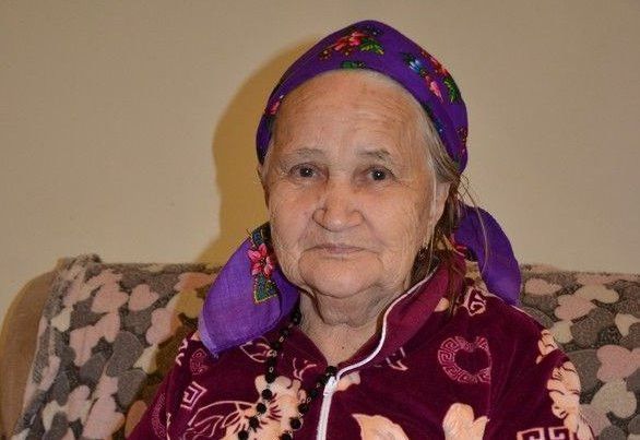 Бәркәтәдән сыер савучы Галимә Әбрарованы “Урал” мотоциклы белән бүләкләгәннәр