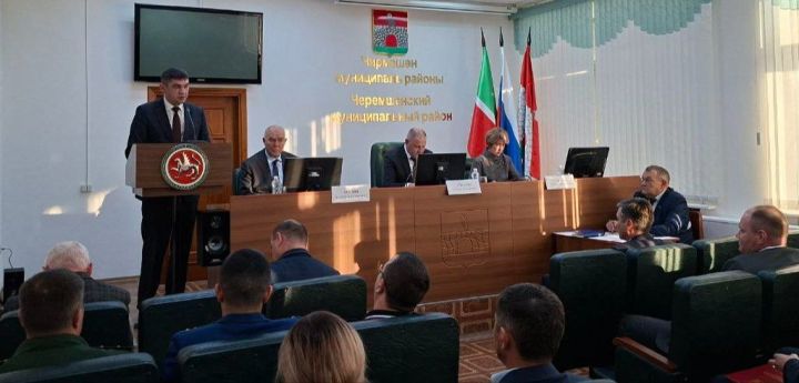 Чирмешәндә район башкарма комитеты җитәкчесе билгеләнде