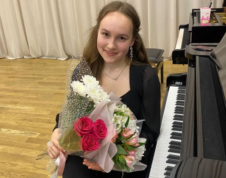 Чирмешән балалар сәнгать мәктәбенең яшь белгече 1 миллион сум премия откан