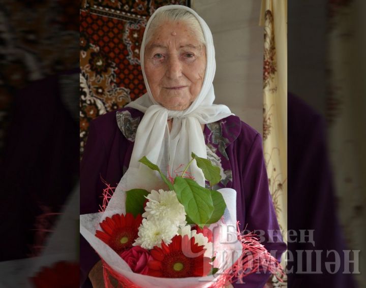 Хатима эби из Нижнего Чегодая пригласила на 100-летний юбилей