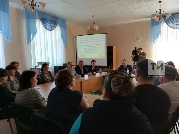 В Татарстане организуют онлайн-консультации для проживающих на селе многодетных семей