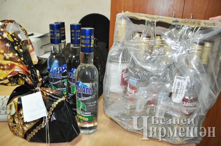 В Черемшанском районе из незаконного оборота изъято 21 литр алкогольной продукции