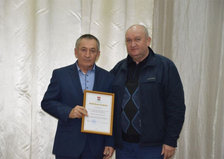 Черемшанцев наградили за добросовестный труд
