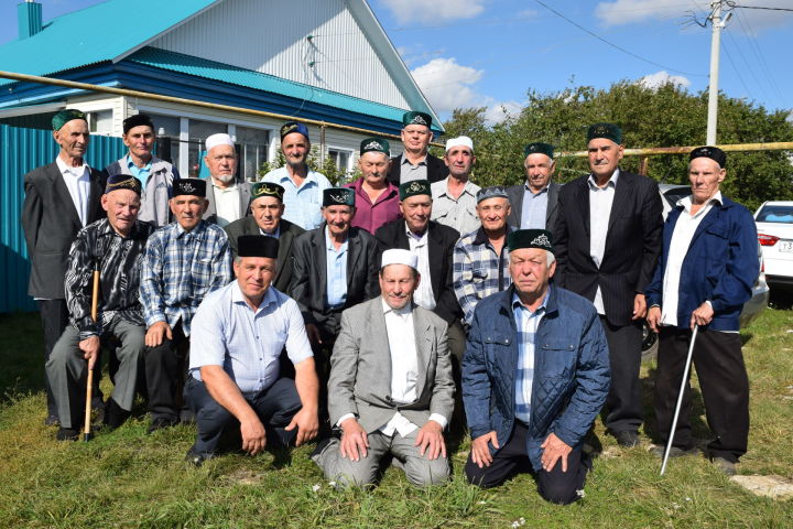 Главу мусульман города Новокуйбышевск похоронили в Амирове Черемшанского района