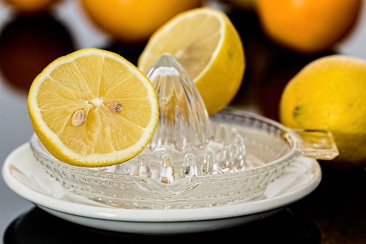 Польза и вред лимонов: кому можно, а кому нельзя их есть