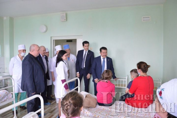 Министр здравоохранения посетил Черемшанский район