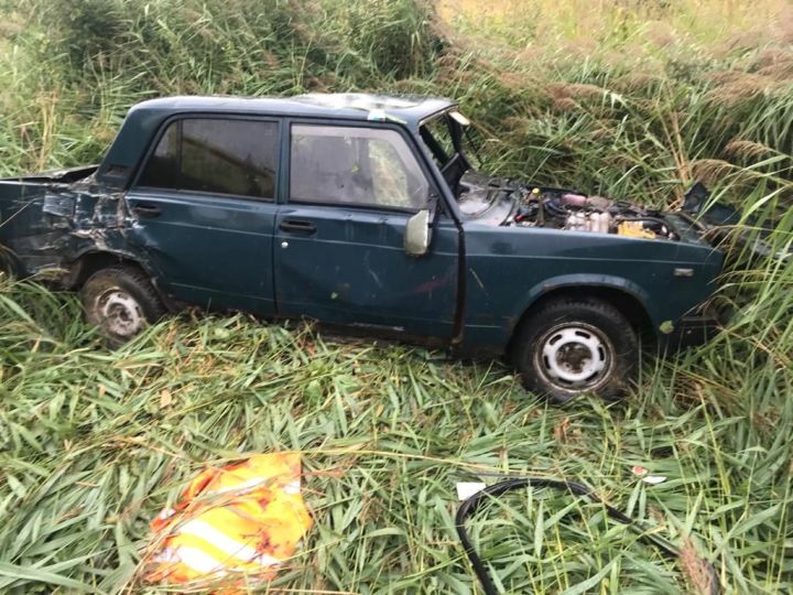 В Черемшанском районе столкнулись три автомобиля