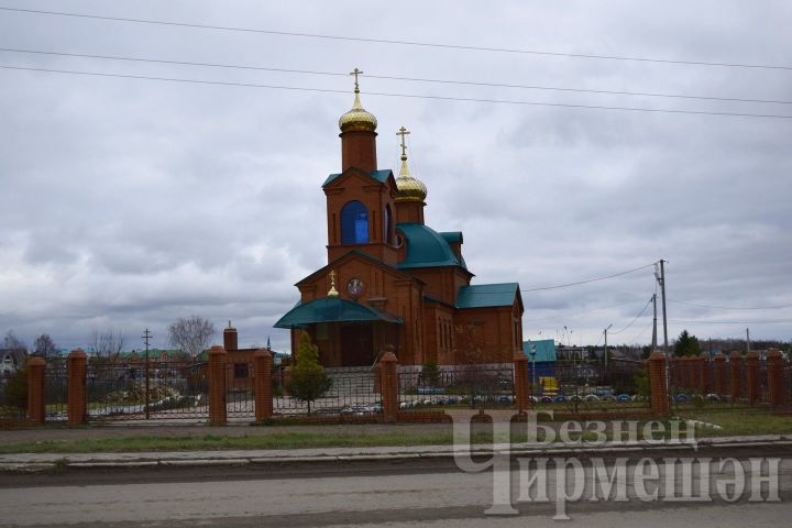 Сегодня православная церковь отмечает Духов День