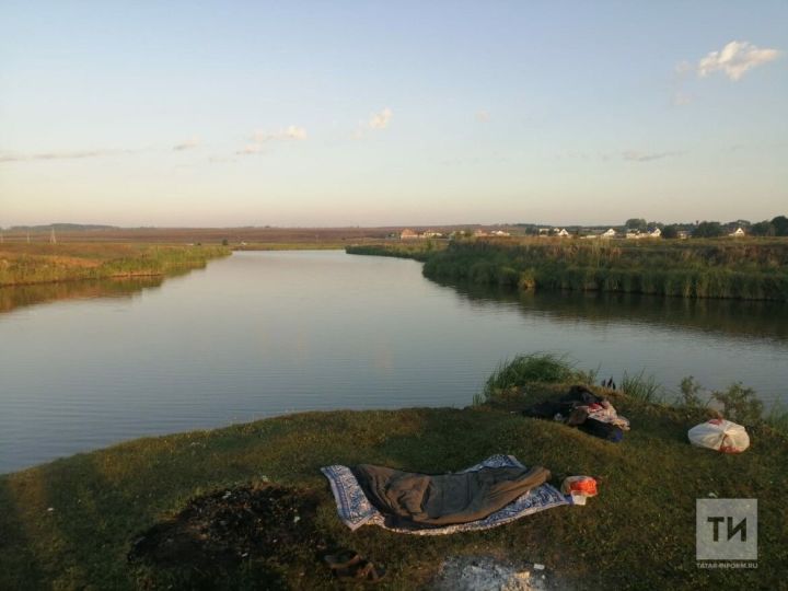 В Татарстане водолазы достали тело мужчины из реки