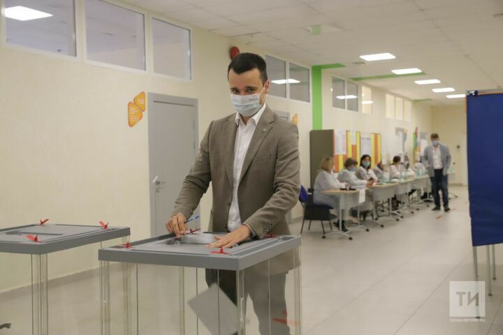Глава Минмолодежи РТ Тимур Сулейманов: Отмечаем активное участие молодежи в выборах