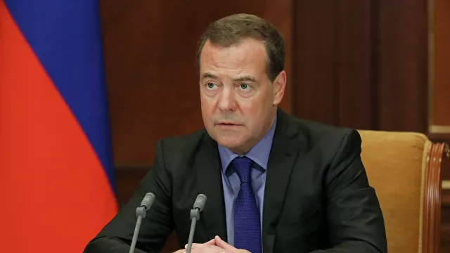 Медведев прокомметировал о введении нового локдауна
