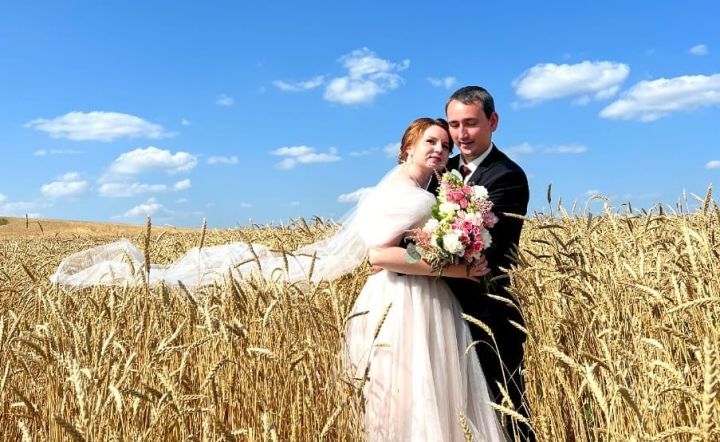 В Черемшане август богат на свадьбы