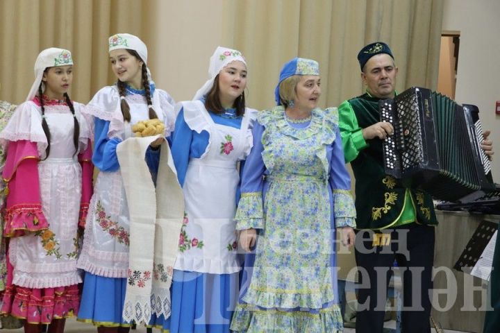 После масштабного ремонта в Верхнекаменском Доме культуры состоялся первый концерт