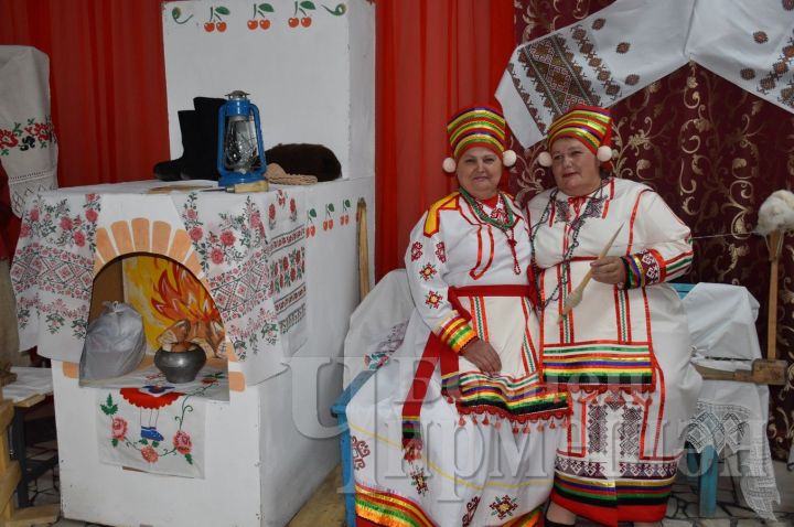 Чирмешәндә узган мордва мәдәнияте атналыгында Самара өлкәсе артистлары да катнашты