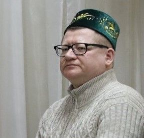 Рафаэль Шакиров подписал на районную газету «Безнен Чирмешэн» десять односельчан