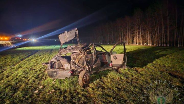 Мәчене таптатмыйм дип юл читенә «очкан»